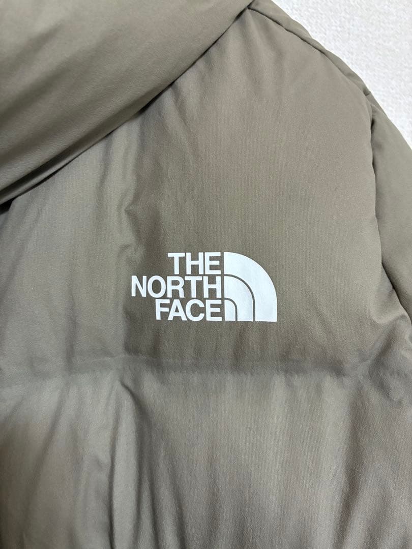 ノースフェイス　マタニティ　ダウンジャケット