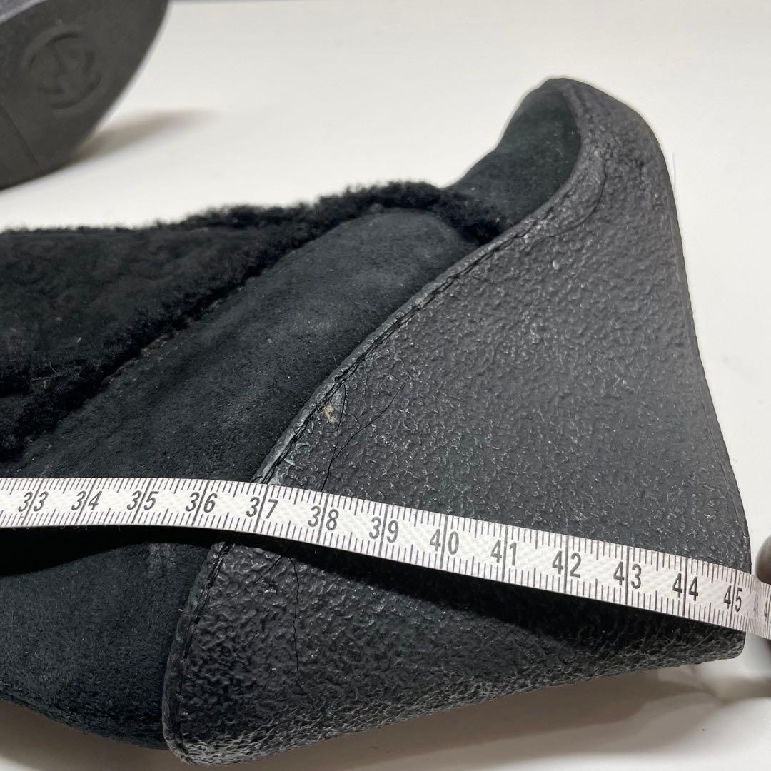 彩*愛様 GUCCI ブラック ムートンブーツ　GGロゴ エンボス ロングブーツ