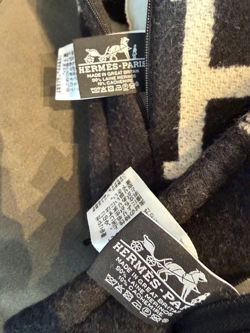 エルメスクッション 2個セット　アヴァロンⅢPM中古品