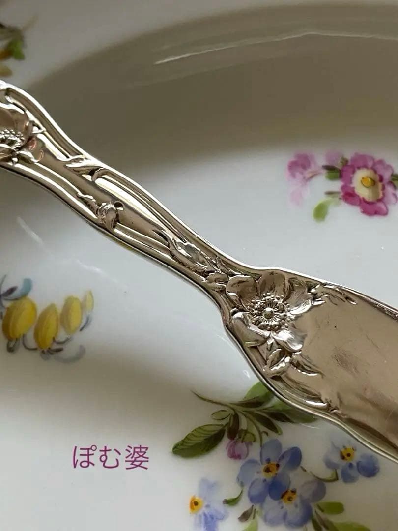 【リード＆バートン】純銀 バターナイフ 4本／アールヌーヴォー「深彫／野ばら」