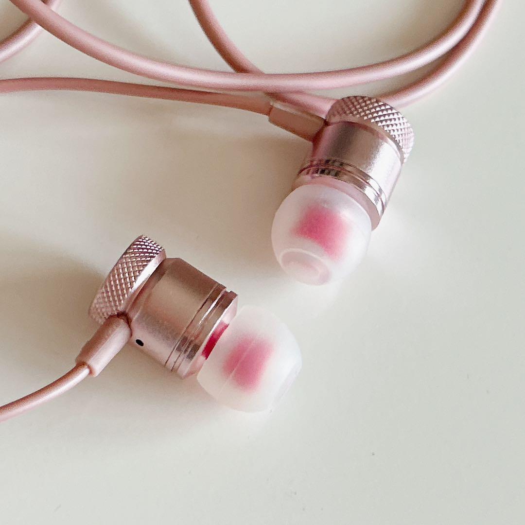 イヤホン ノイズキャンセリングイヤホン 有線 ピンク