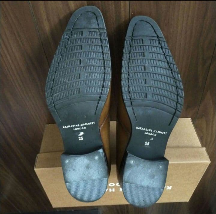 【美品】KATHARINE HAMNETT キャサリンハムネット 25cm