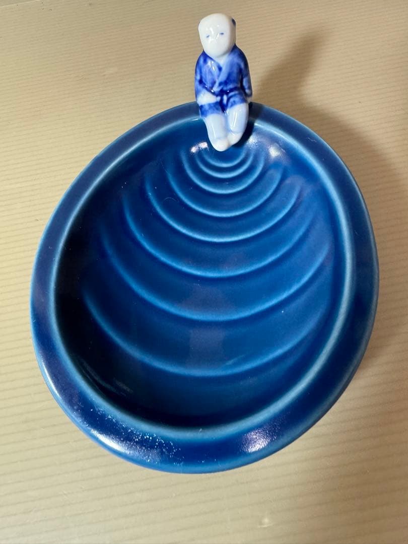 2810 有田焼　其泉　ルリ釉彩一閑人　おたま立