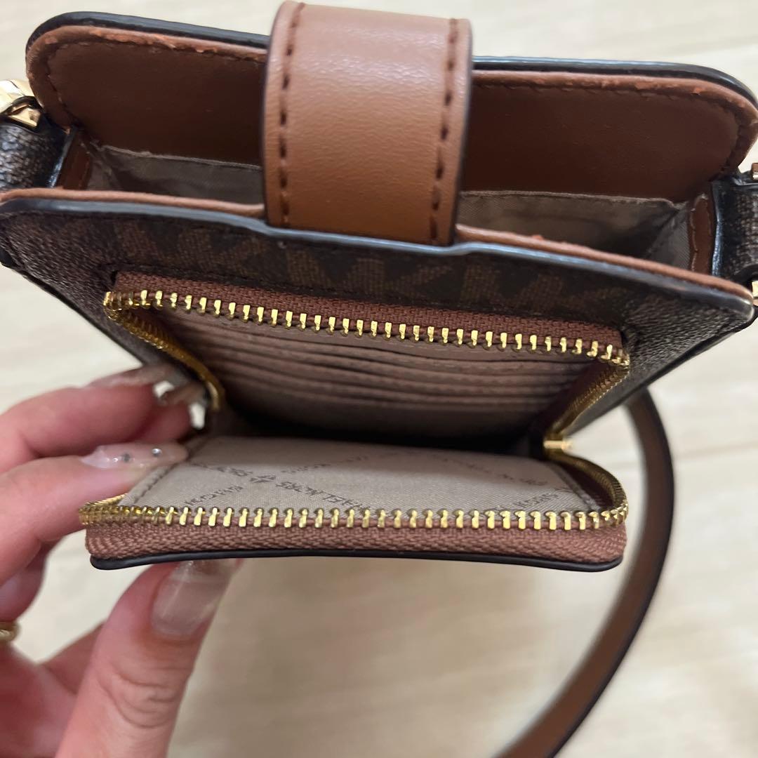 michael kors スマホショルダーバッグ
