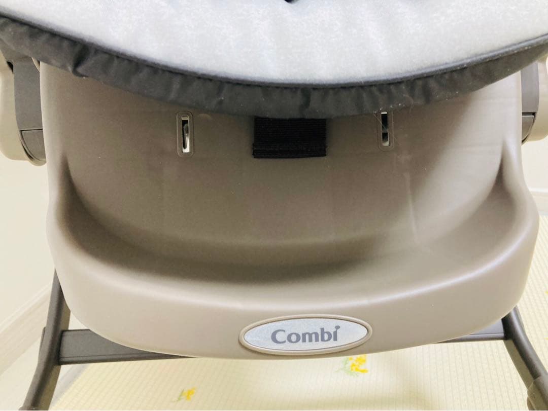 【極美品】Combi コンビ ネムリラ AUTO SWING 保証有ミントグレー