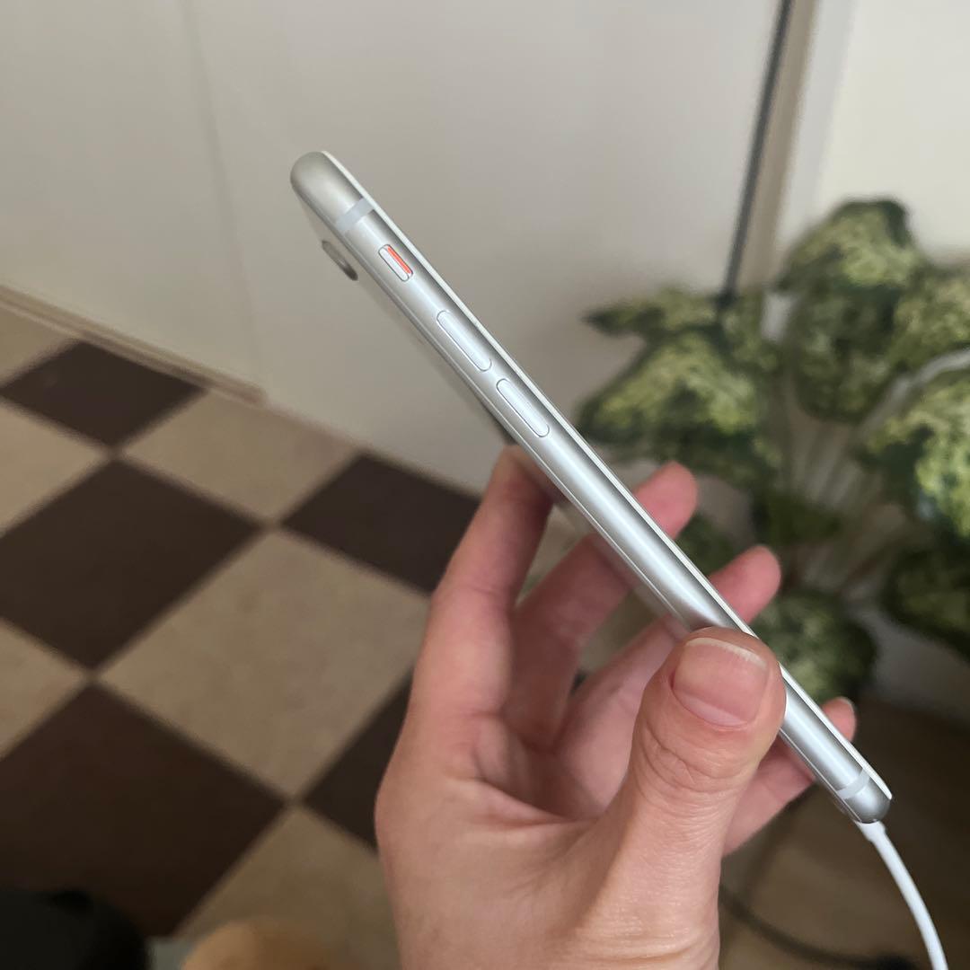 iPhone8 美品 SIMフリー