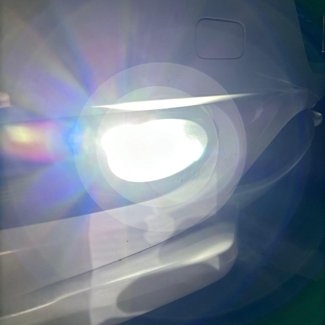 新・裂光シリーズ! 超大型チップ　ホワイトフォグランプ! H8/H11/H16