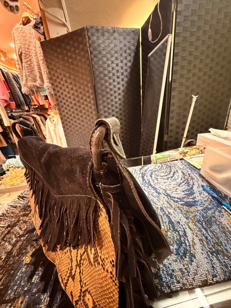 PRADA 90s ヴィンテージ レザー×パイソン フリンジ ショルダーバッグ