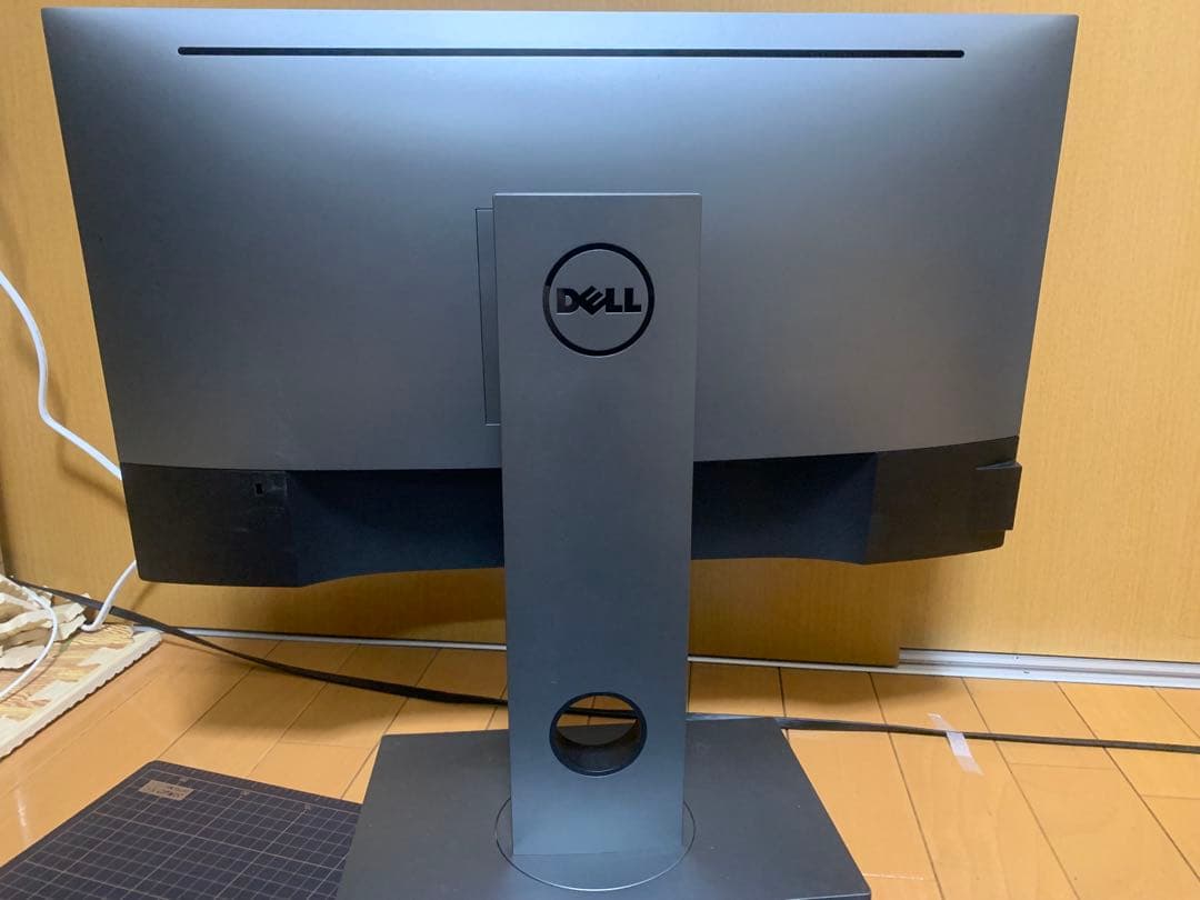 動作品 25インチ 液晶モニター Dell U2518D