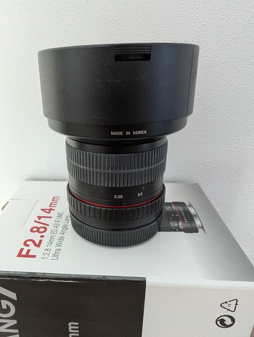 Samyang F2.8 14mm 超広角レンズ　EFマウント