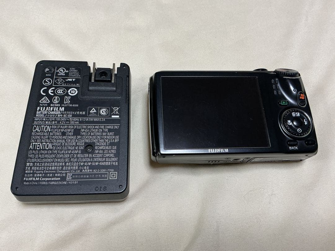 FUJIFILM デジタルカメラFINEPIX F300EXR 黒 コンデジ