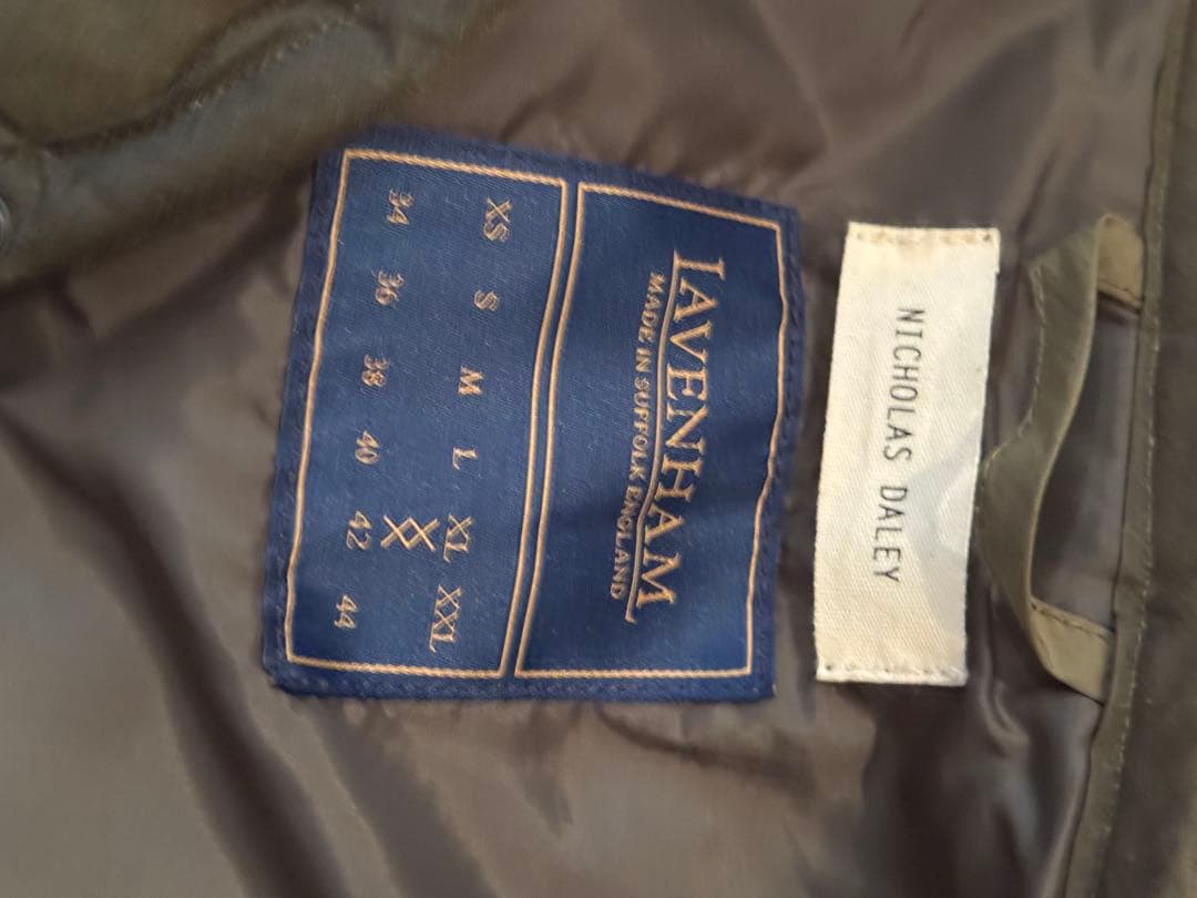 NICHOLAS DALEY × LAVENHAMダウンベスト