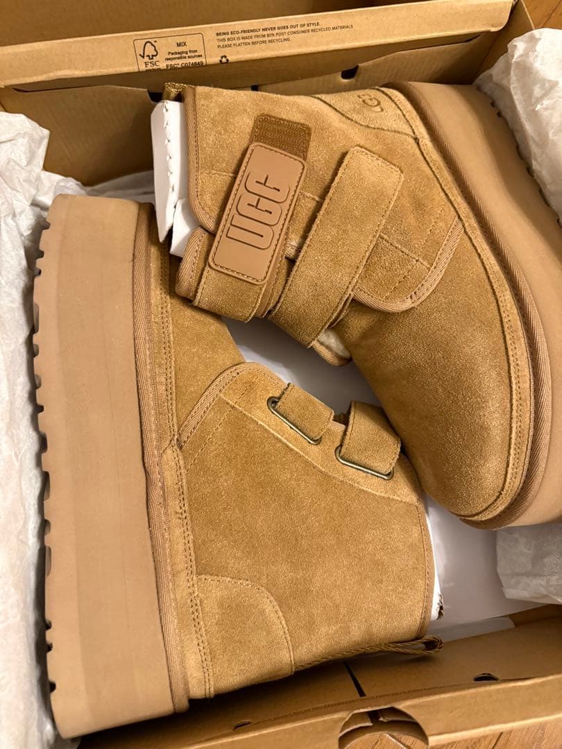 UGG nuwmel platform 厚底　ムートンブーツブラウン ベルト付き