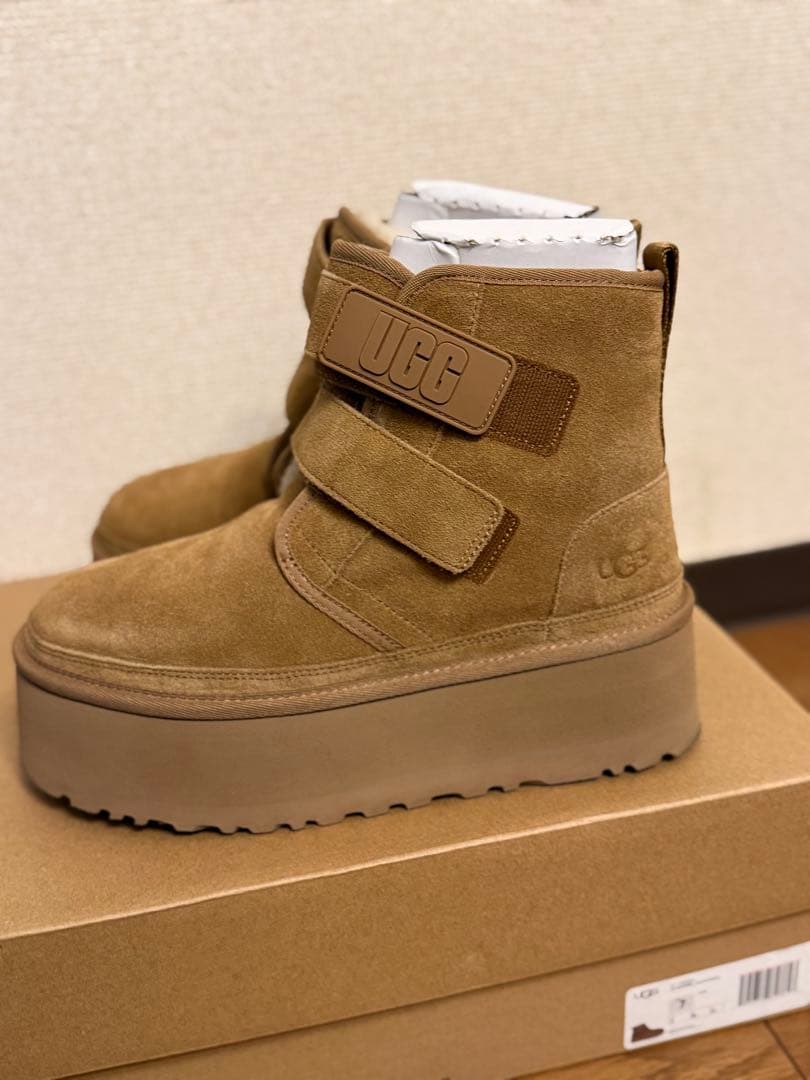 UGG nuwmel platform 厚底　ムートンブーツブラウン ベルト付き