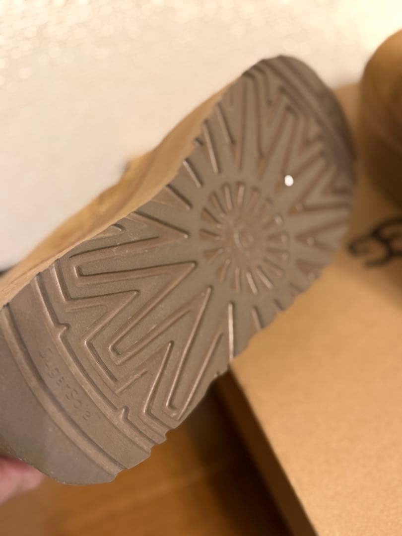 UGG nuwmel platform 厚底　ムートンブーツブラウン ベルト付き