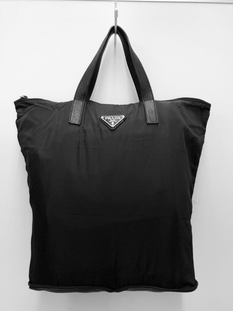 美品！PRADA ブラック 折り畳みエコバッグ