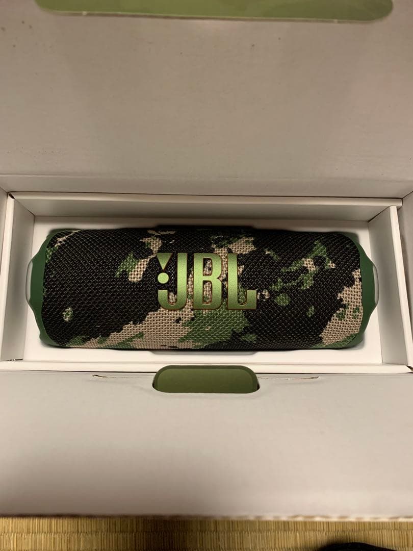 ‼️最終お値引き‼️JBLFLIP7SQUAD ブルート ウーススピーカースクワッド