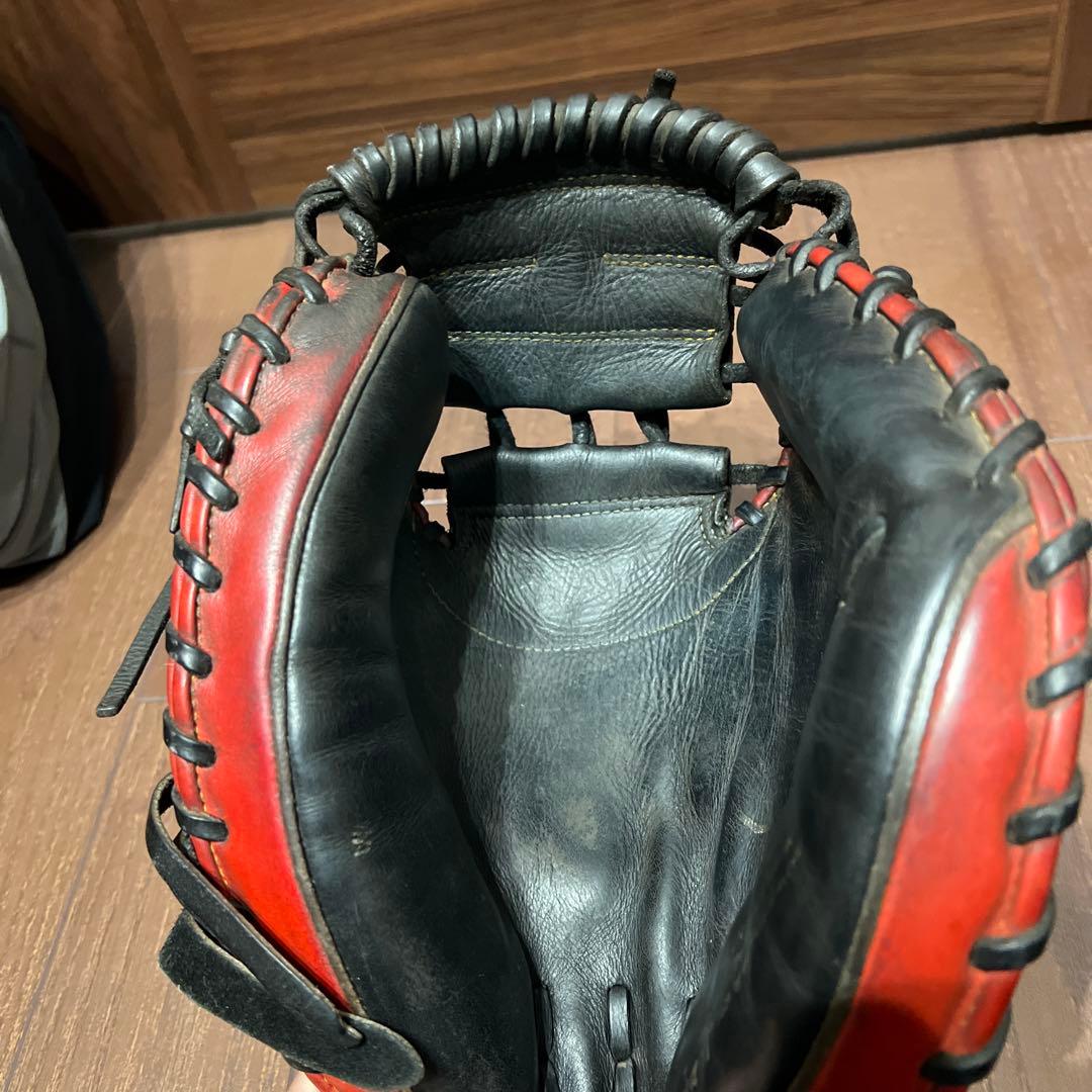 西武ライオンズ　岡田選手のキャッチャーミット