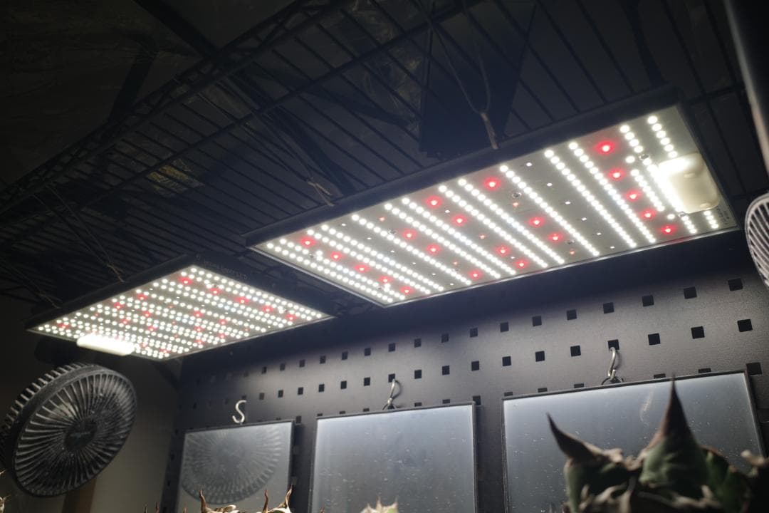 Helios Green LED PRO UV101 ×2個分　植物育成ライト