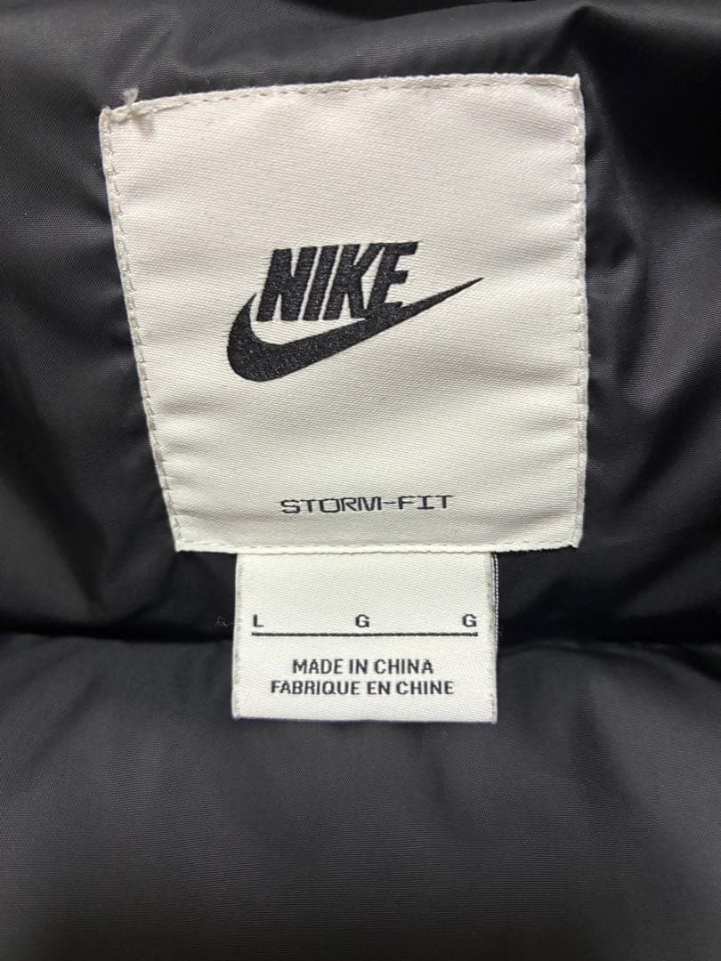 NIKE STORM-FIT ダウンジャケット　Lサイズ　美品