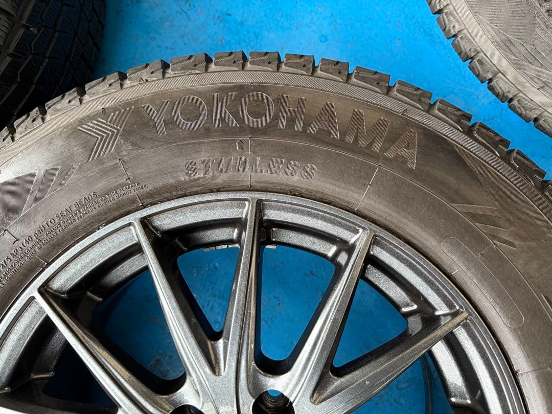 スタッドレスタイヤ ice GUARD G075 215/70R16