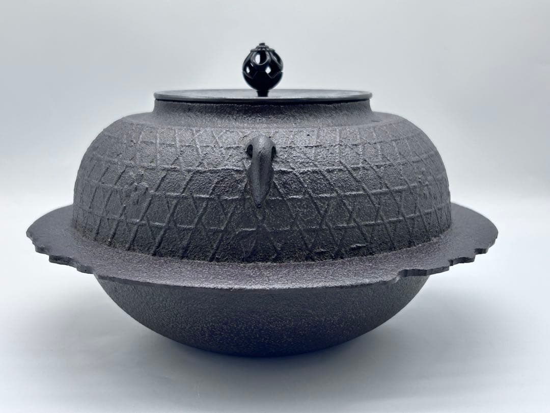 釜師 菊地政光作 置炉釜 桜川地紋 茶釜 茶道　-378-
