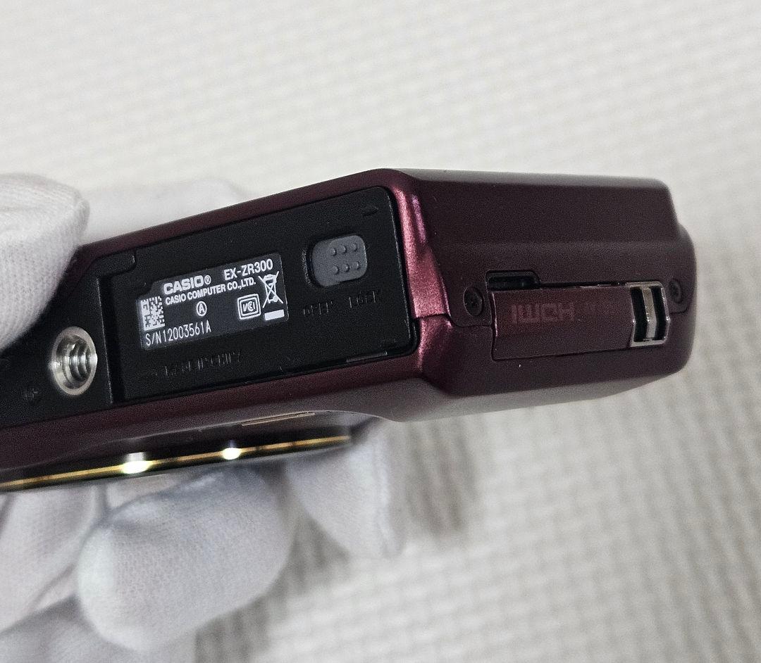 【美品】CASIO EXILIM ZR300 レッド レンズエラー有