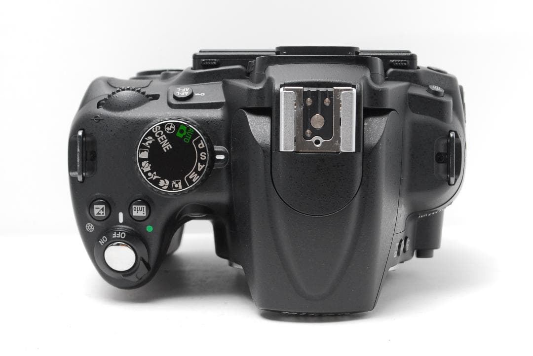 【新品級ショット数】Nikon D5000　スマホ転送　動画・自撮りOK