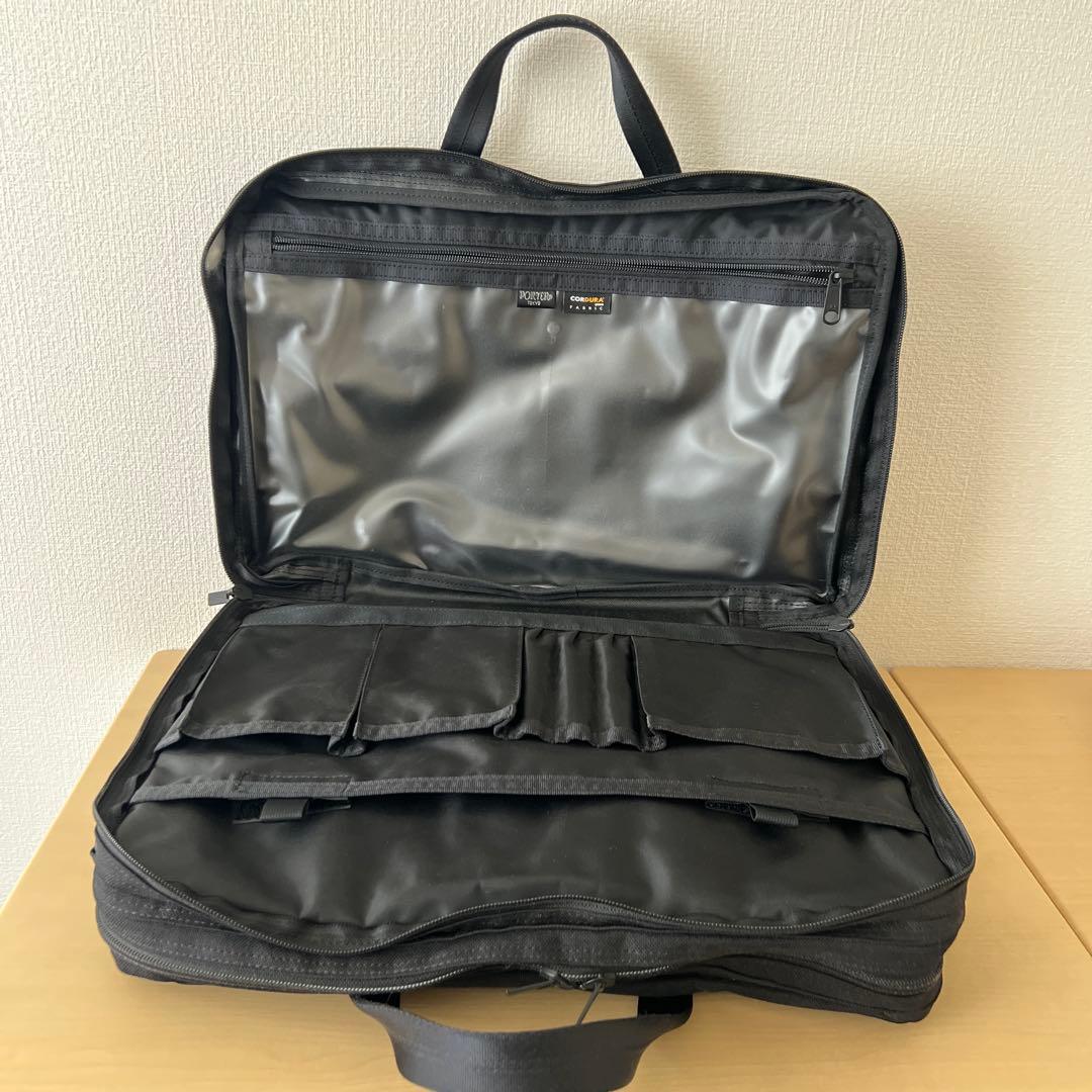 吉田カバン　PORTER TENSION ブラックビジネスバッグ