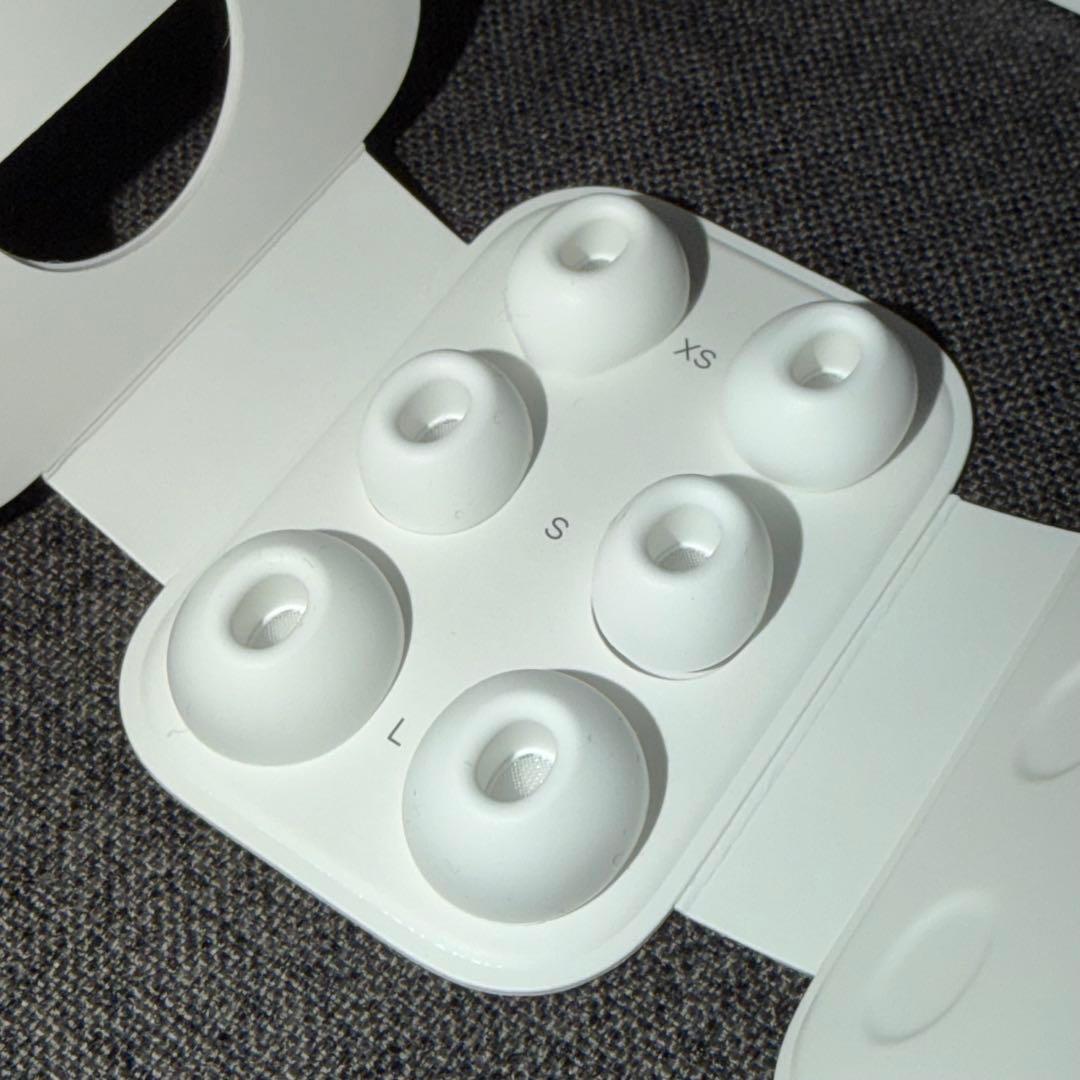 AirPods Pro 第2世代 Lightning +おまけ