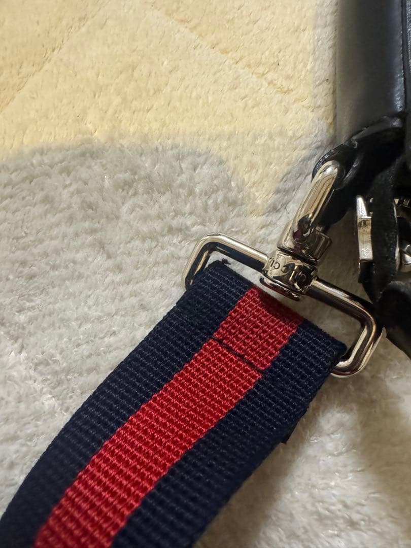 GUCCI ショルダーバッグ　美品