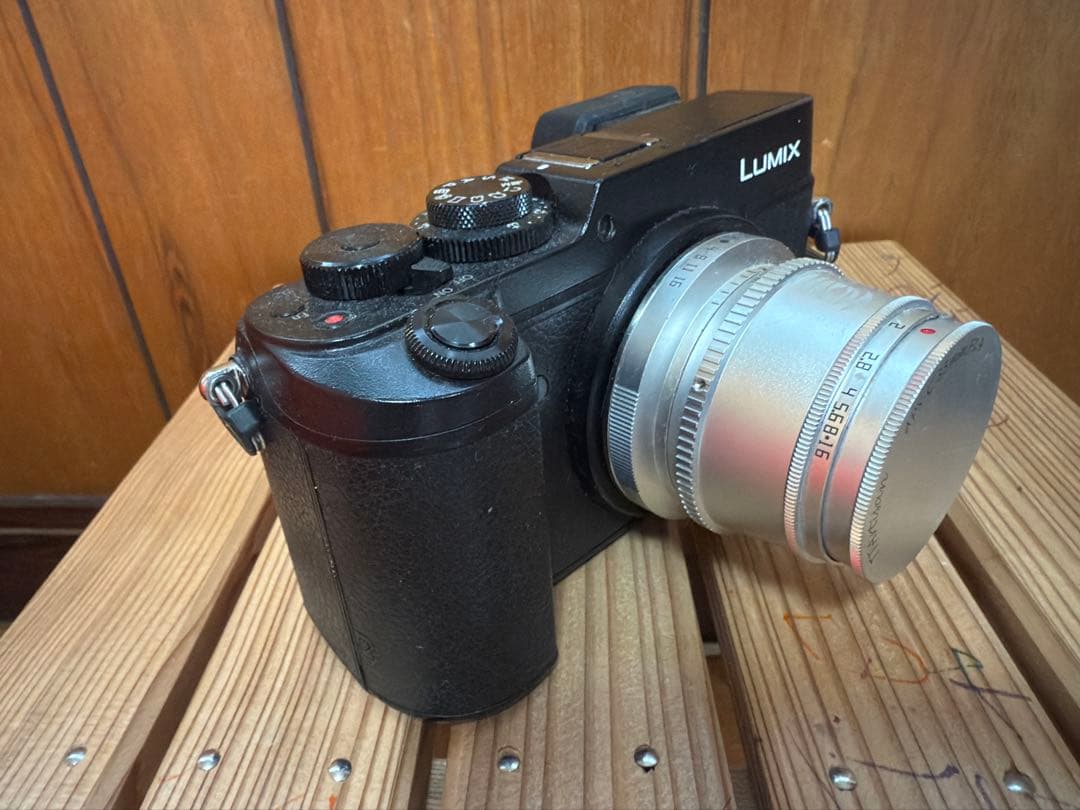 [LUMIX gx8 本体とバッテリー2個 おまけ付き