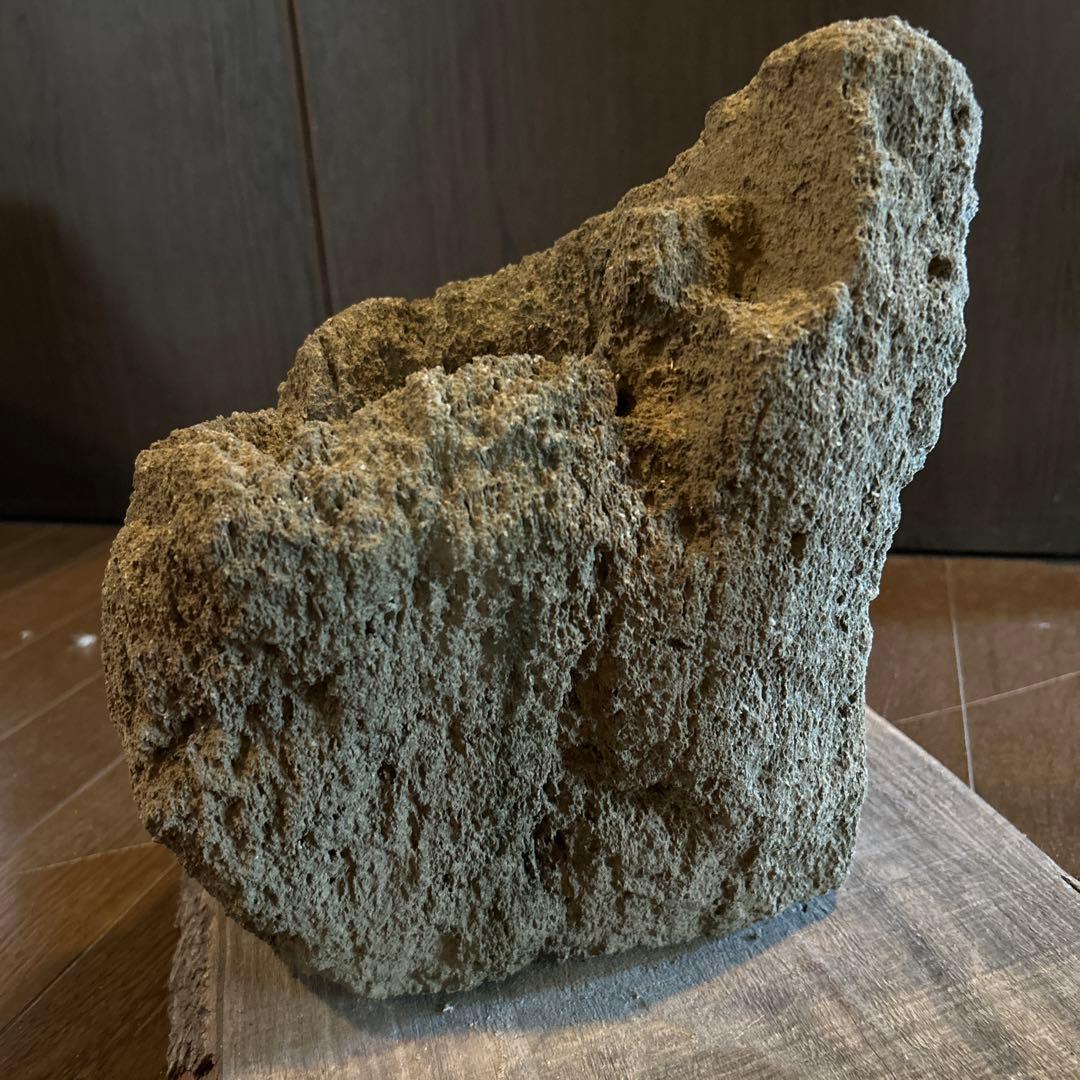 山渓鉢　雲山石　溶岩石　希少　一点モノ　苔　山野草　盆栽　多肉植物　小品盆栽