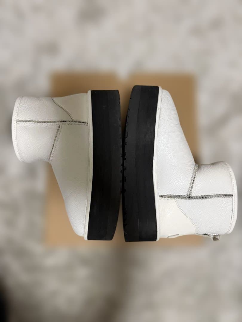 UGG厚底ムートンブーツ W/CLASSIC MINIPLATFORM 24cm