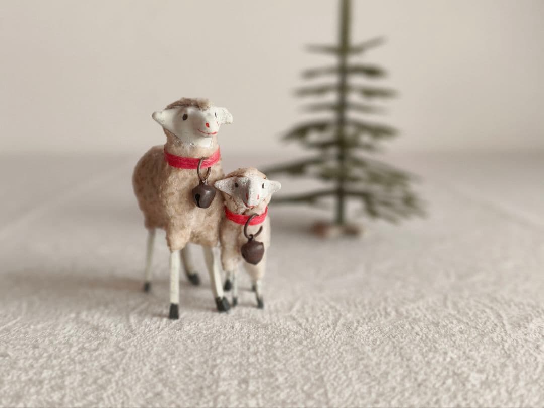【Daisyさま】antique sheep ✵ *クリスマスの 羊さん (s)
