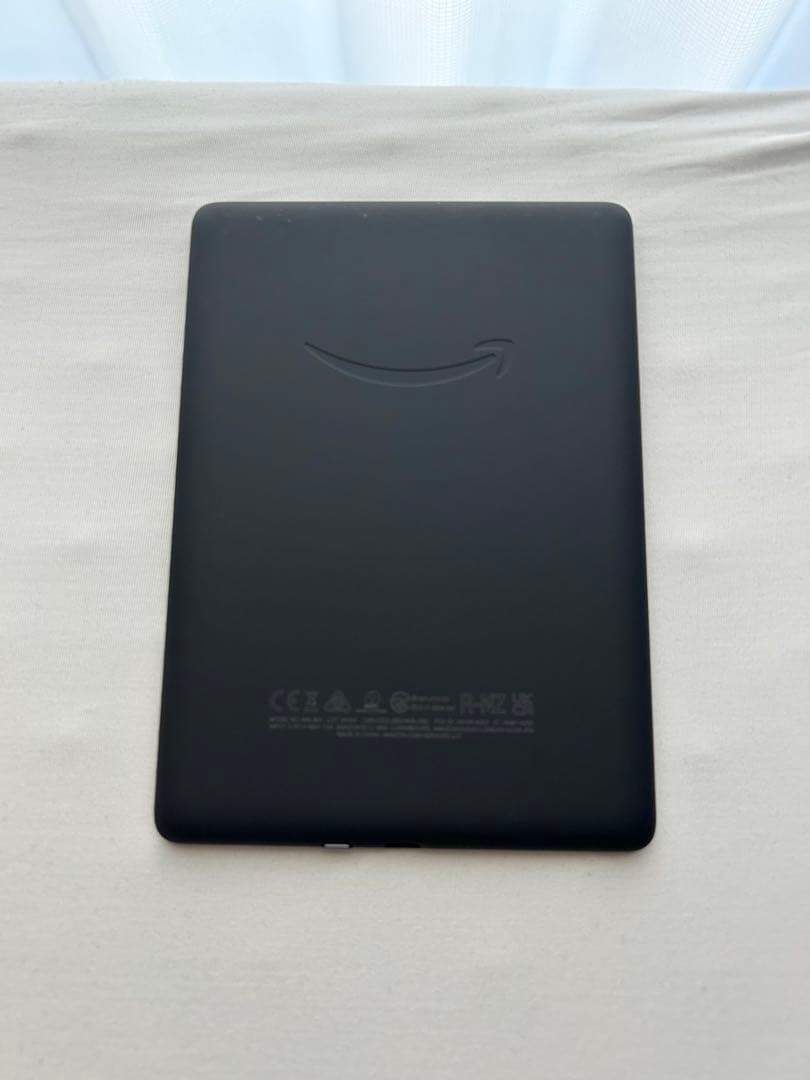 Kindle Paperwhite 第11世代黒 16GB カバー、フィルム付