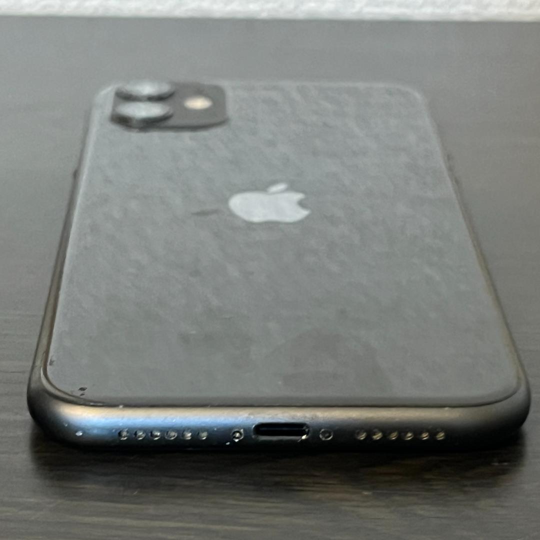 【中古】iPhone 11 256GB ブラック 74%【動作確認済み】