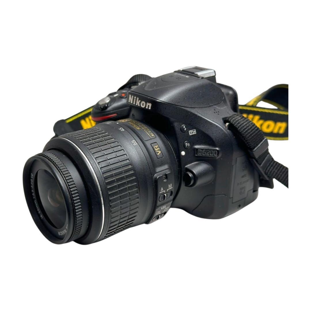 Nikon　D5200　一眼レフカメラ