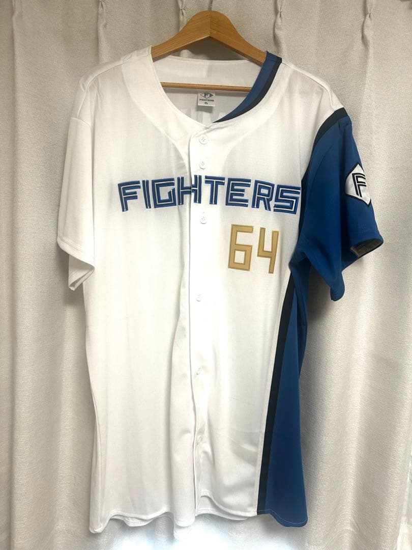 FIGHTERS TAMIYA 64 田宮裕涼　日ハム　サイン入りユニフォーム