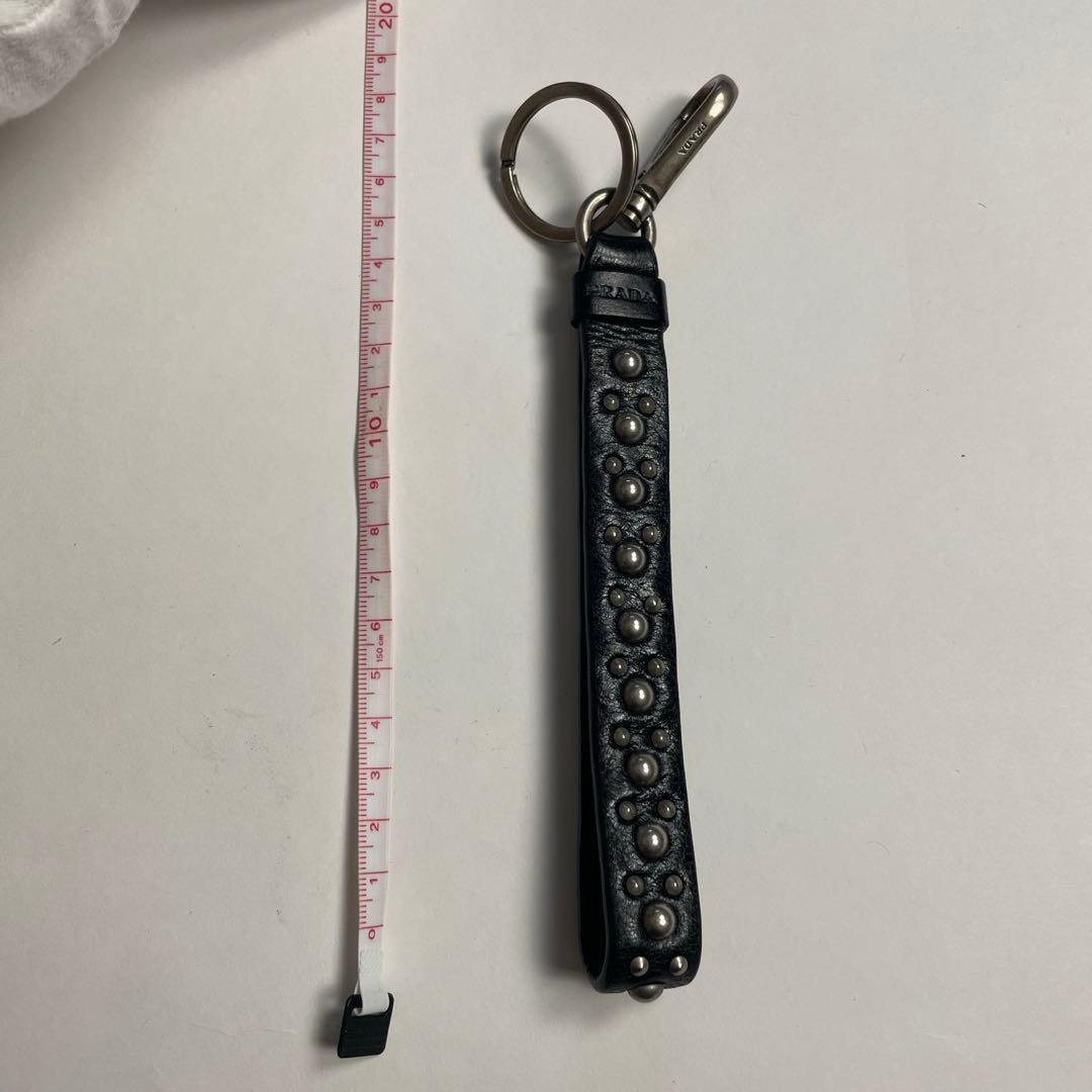 小物 1999FW PRADA studs leather key ring
