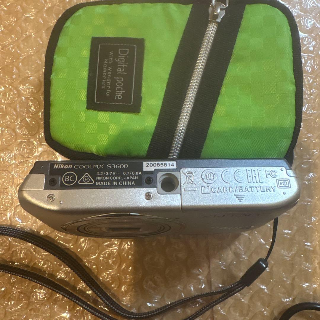 Nikon COOLPIX S3600 デジタルカメラ