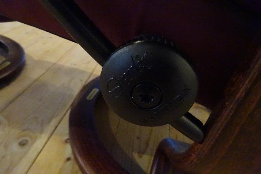 エコーネス　レノ　クラシックM　ストレスレスチェア　リクライニング　本革　北欧