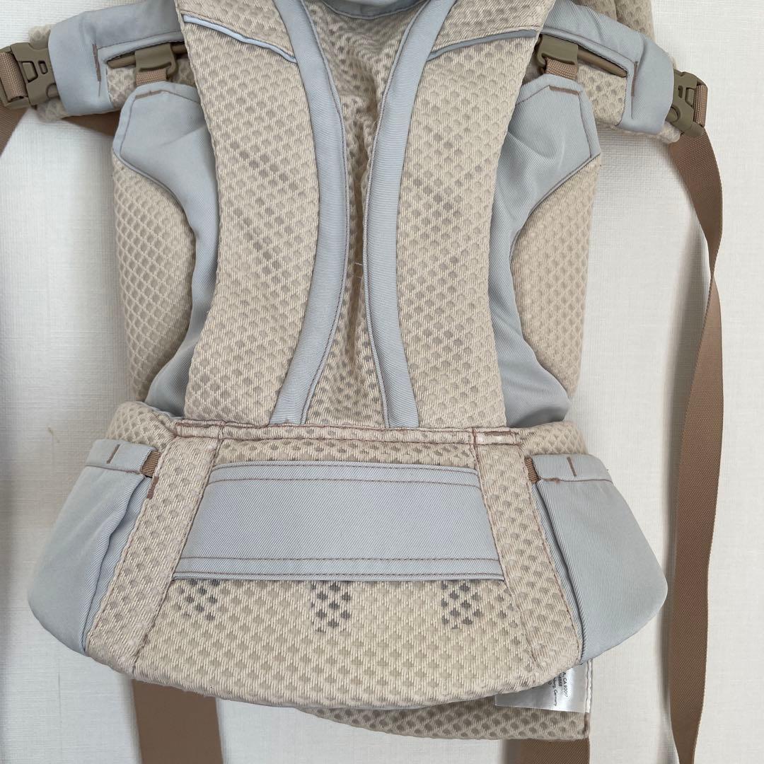 【美品✨】エルゴ 抱っこ紐 オムニブリーズ Ergobaby サンドベージュ