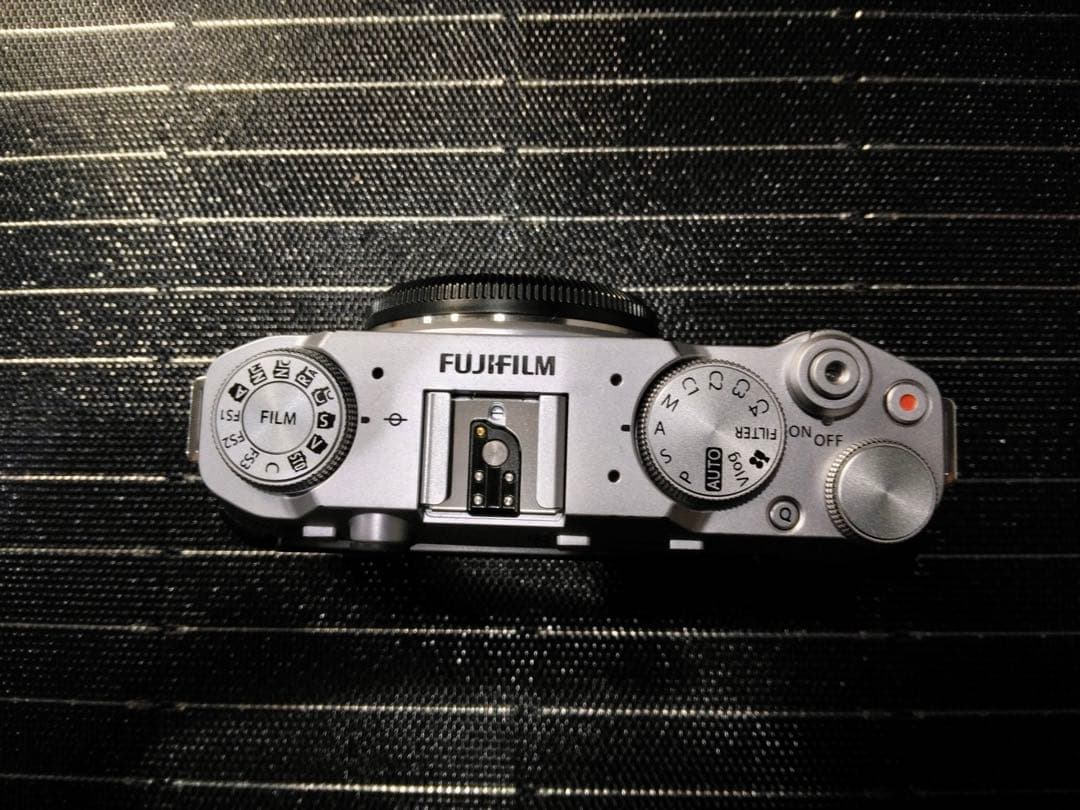 FUJIFILM X-M5 XC15-45mmレンズキット シルバー