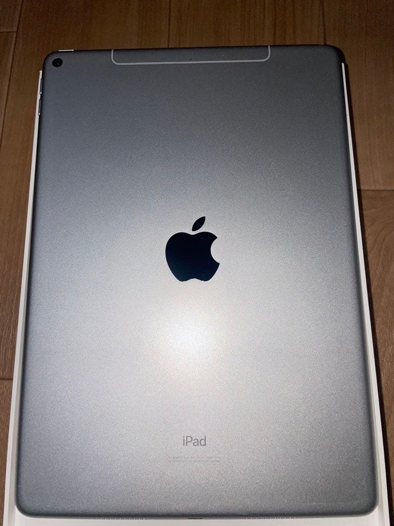 （ジャンク品）iPad Air（第3世代） （Wi-Fi+Cellular）