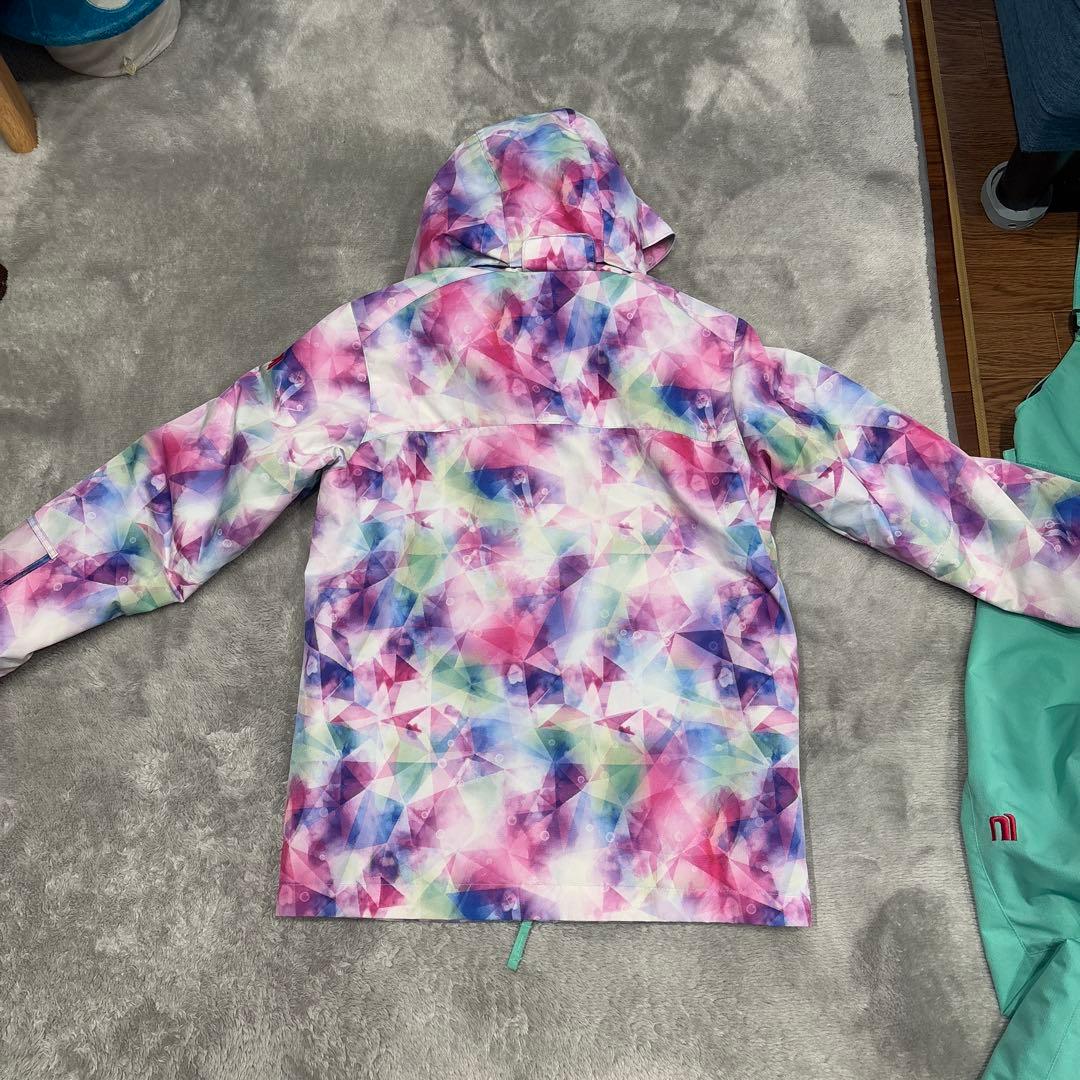 スキーウェア上下セット　手袋つき