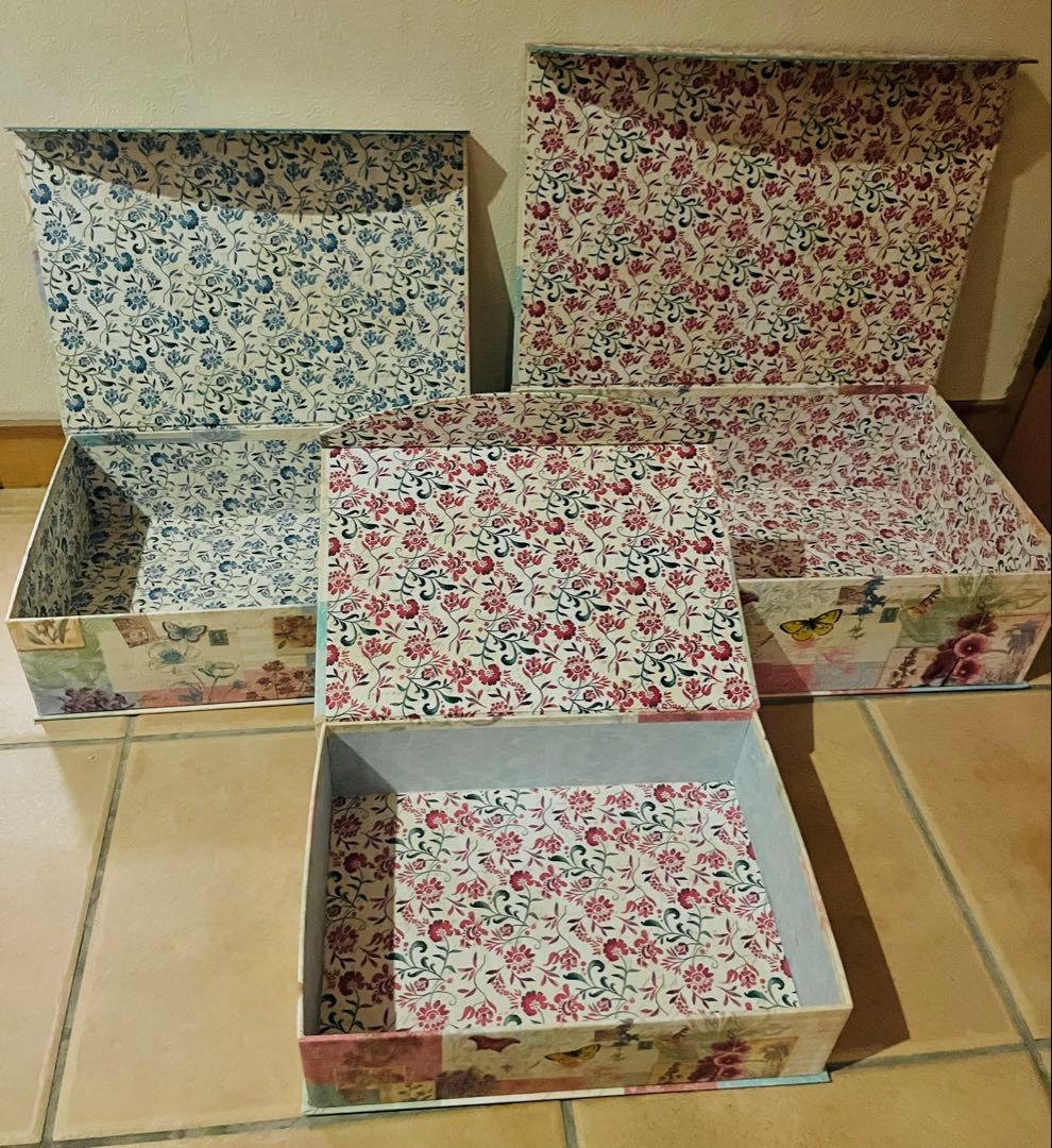 収納ボックス　花更紗