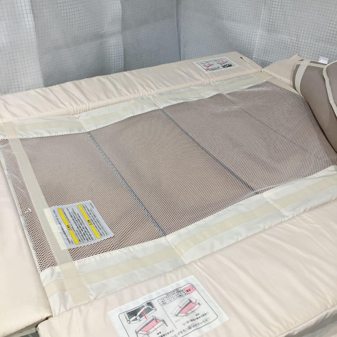 美品 Aprica ココネルエアープラス ベビーベッド ホワイト 洗えるマット