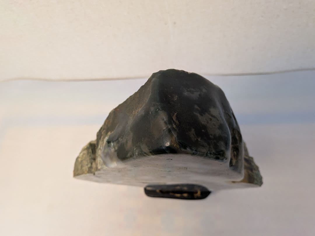 アゲートの置物 自然石　専用台付　約8kg