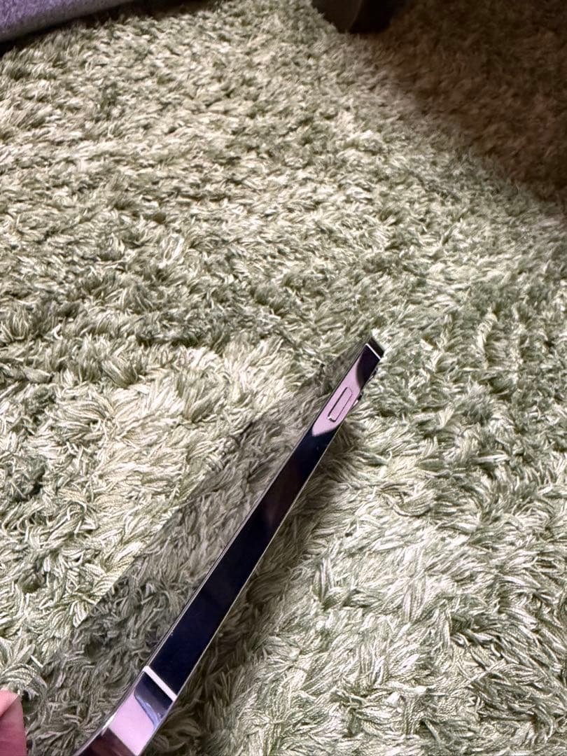 Apple iPhone 13 Pro Max シルバー